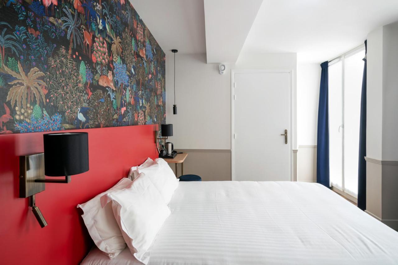 Deluxe Triple Room with Terrace Disability access